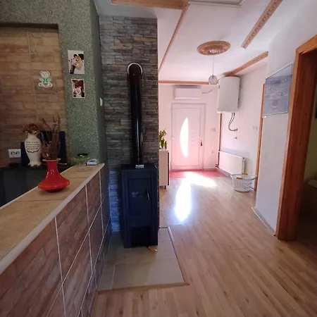 Denis דירה Luzine